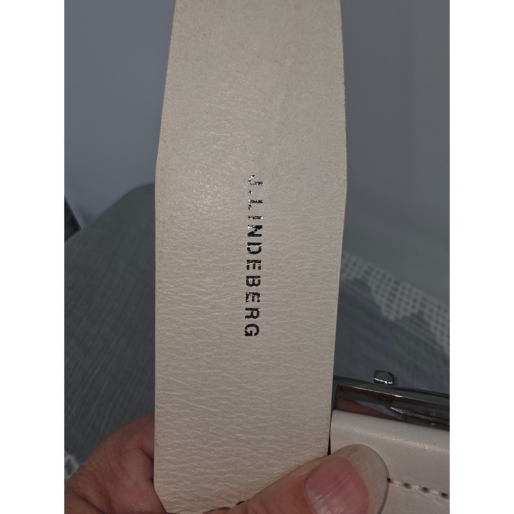 J.Lindeberg Mens White Leather Bridge Logo Buckle Belt Size 34 Made in Italy - Picture 7 of 7